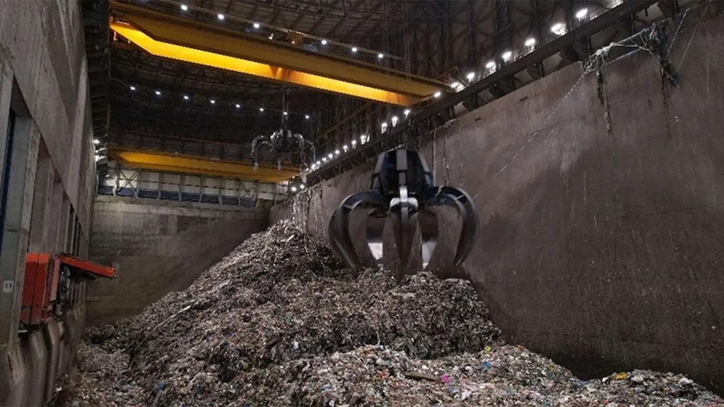 Atık Yakma ve Enerji Üretim Tesisini Üç Milyon Aile Kullanıyor